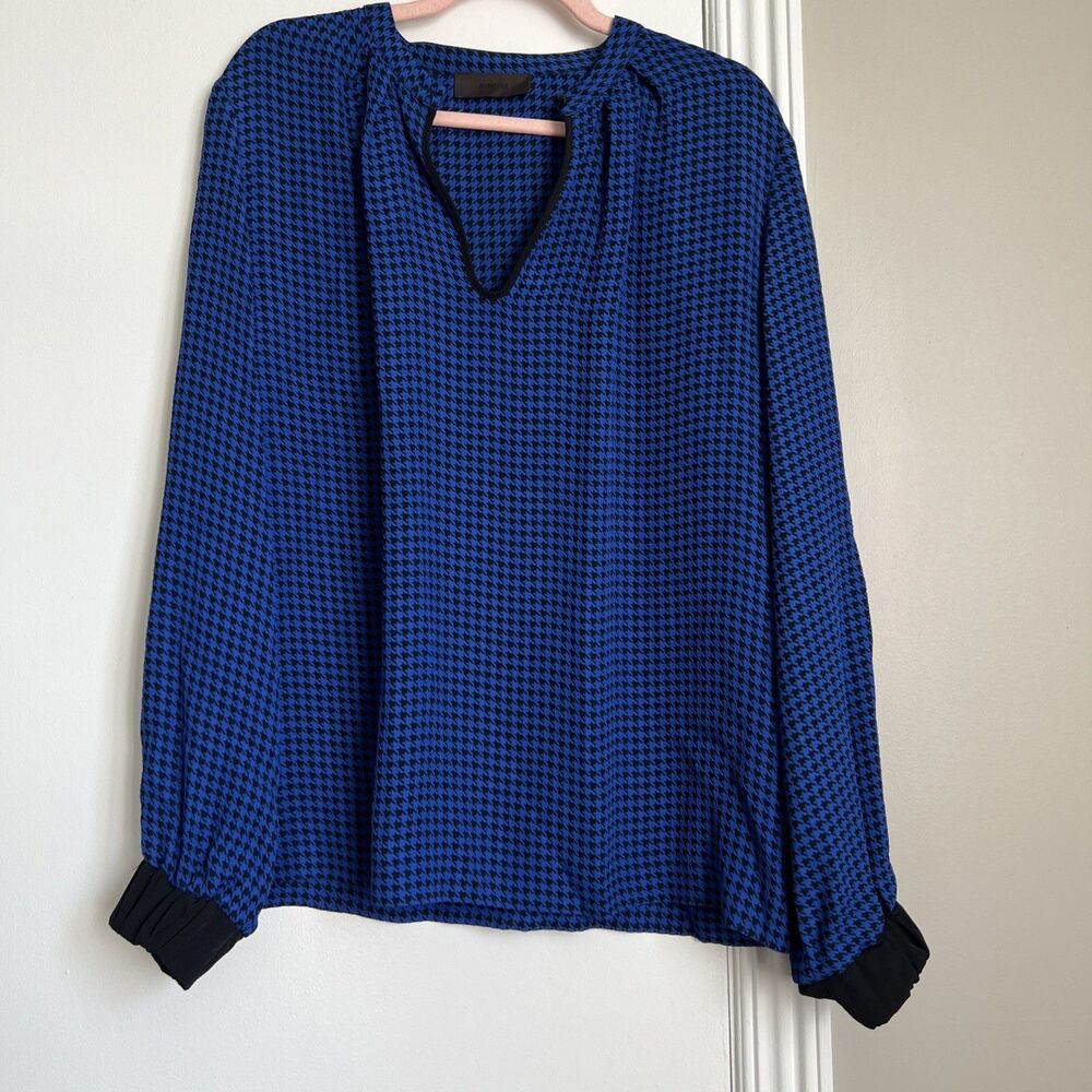 JO NO FUI Size 42/M Blue Black Blouse Top Italy EXCELLENT